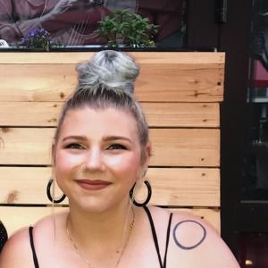 Meet your Posher, Marina